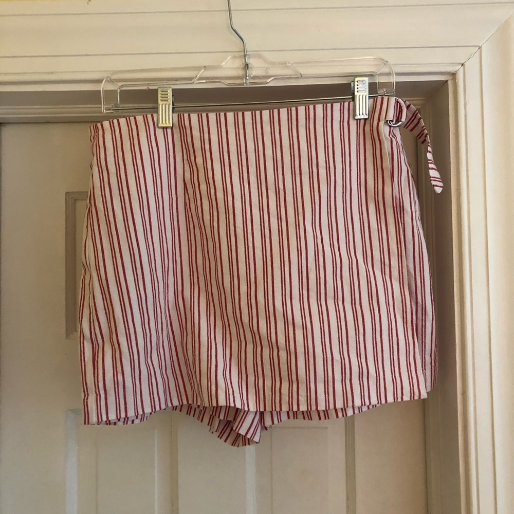 Red and white striped skort